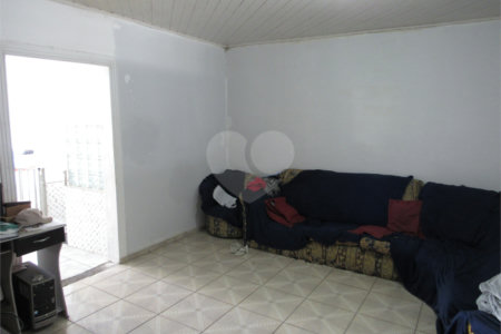 Casa à venda com 2 quartos, sendo 1 suíte, em Cidade Edson, Suzano, SP