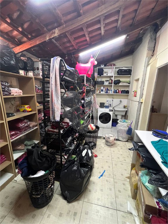 Casa à venda com 2 quartos no condomínio Recanto das Graças, Cotia - SP