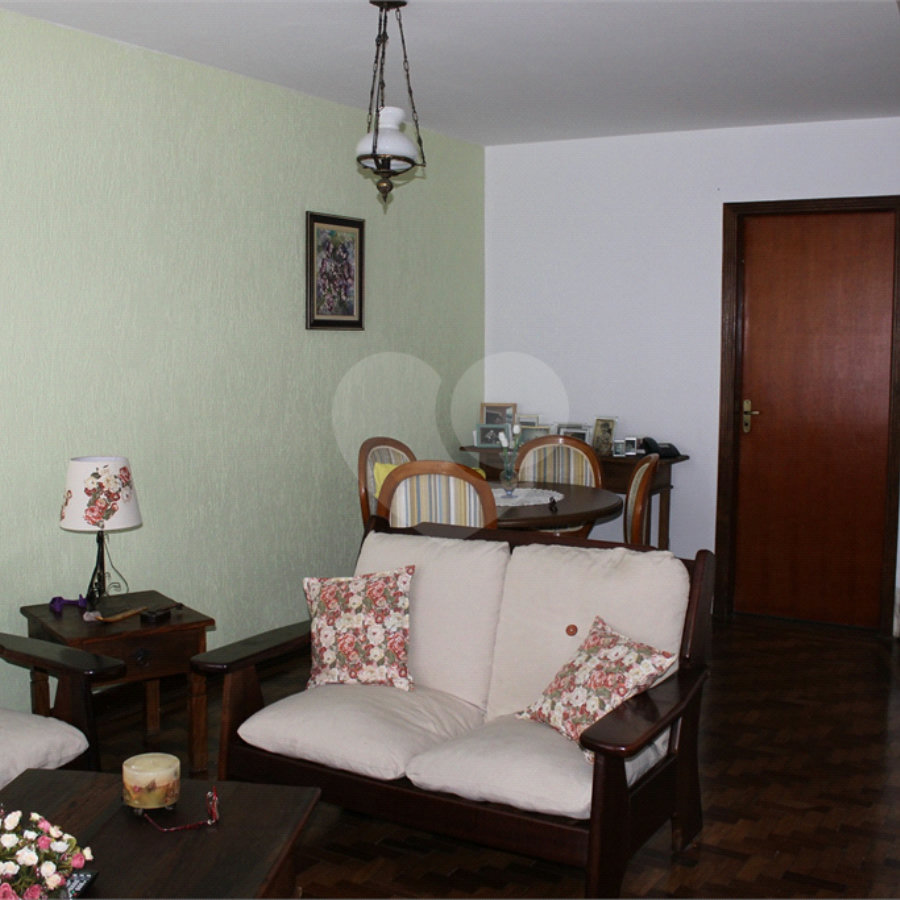 Sobrado à venda com 2 quartos em Santana, São Paulo, SP