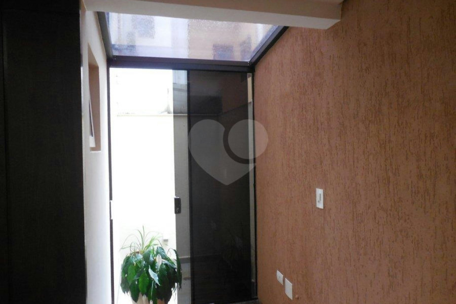 Casa à venda com 3 quartos, sendo 1 suíte, no condomínio Residencial Morada do Horto, São Paulo - SP