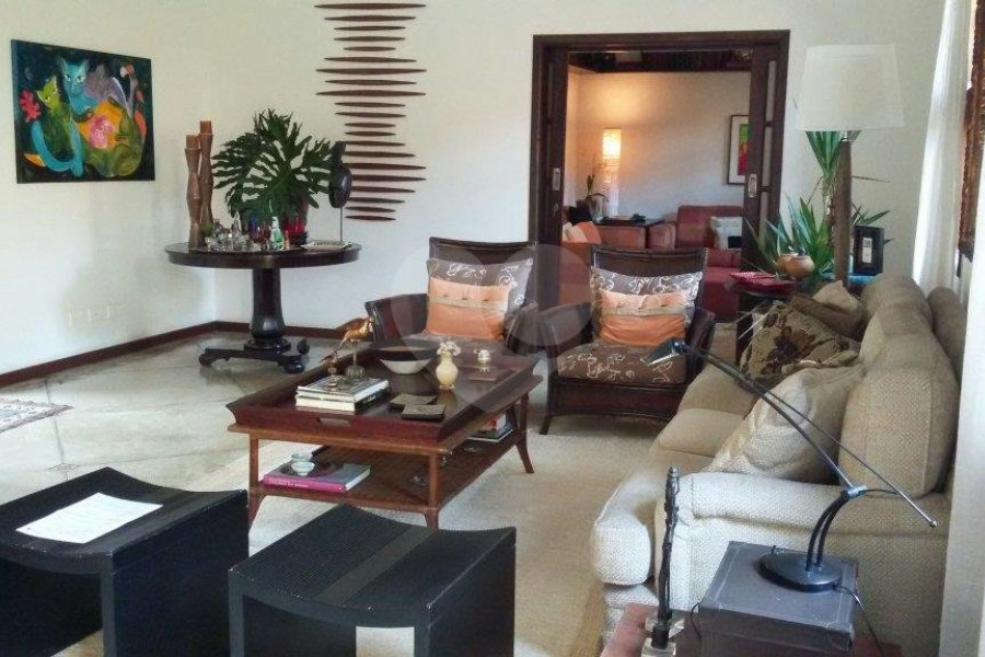 Casa à venda ou para alugar com 4 quartos, sendo 3 suítes, em Lapa, São Paulo, SP