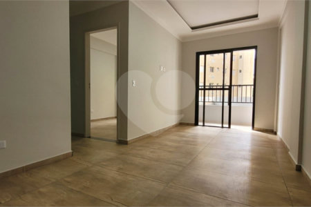 Apartamento para alugar com 2 quartos, sendo 1 suíte, em Jardim Carambeí, São Roque, SP