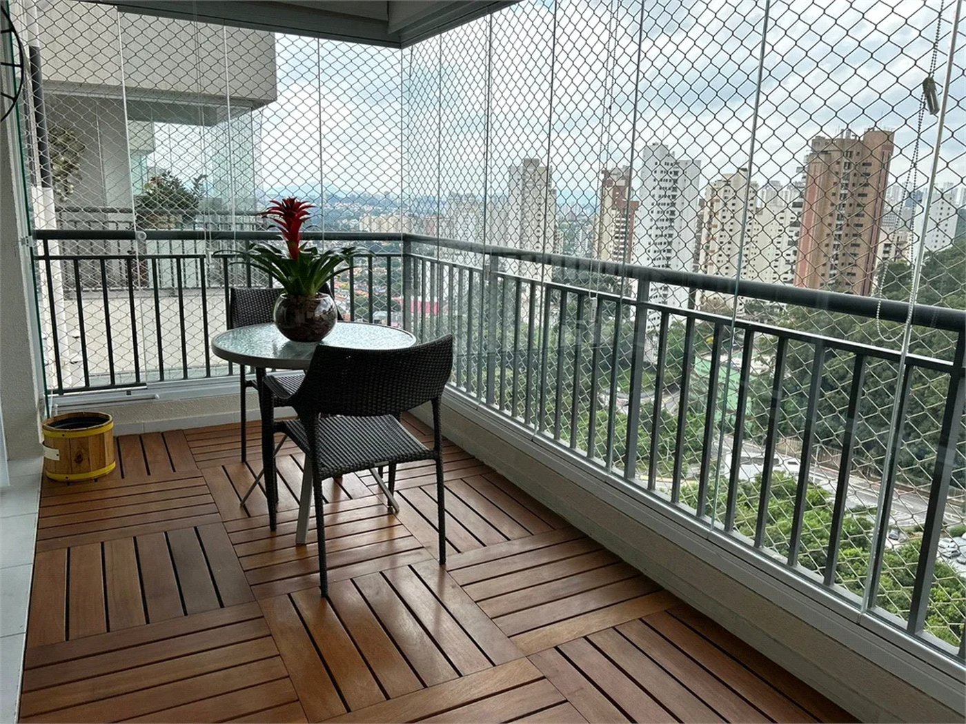 Apartamento à venda com 3 quartos, sendo 1 suíte, em Jardim Caboré, São Paulo, SP