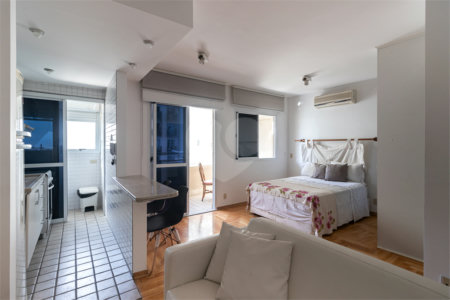 Apartamento à venda ou para alugar com 1 suíte em Pinheiros, São Paulo, SP
