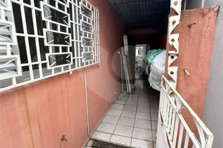 Casa à venda com 3 quartos, sendo 1 suíte, em Chora Menino, São Paulo, SP