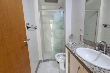 Cobertura à venda ou para alugar com 4 quartos, sendo 1 suíte,  em Tijuca, Rio de Janeiro, RJ