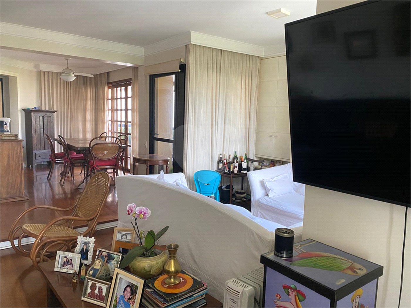 Apartamento à venda com 4 quartos, sendo 3 suítes, em Vila Morumbi, São Paulo, SP
