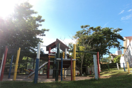 Casa à venda com 3 quartos, sendo 1 suíte, no condomínio Bosque de Grevilea, Vinhedo - SP