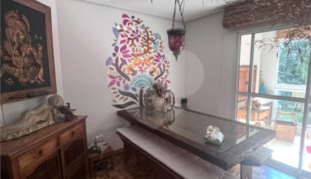 Apartamento à venda com 3 quartos, sendo 1 suíte, em Vila Olímpia, São Paulo, SP