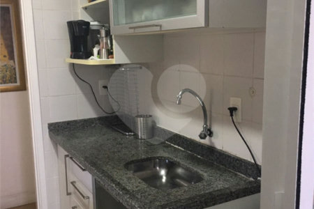 Apartamento à venda com 2 quartos, sendo 1 suíte,  em Vila Andrade, São Paulo, SP