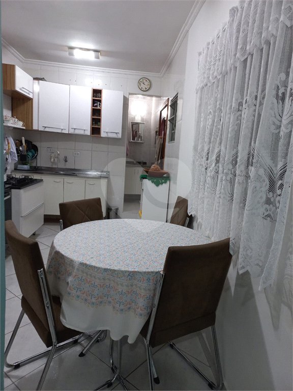 Sobrado à venda com 3 quartos, sendo 1 suíte,  em Vila Santo Estéfano, São Paulo, SP