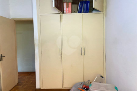 Casa à venda com 3 quartos, sendo 1 suíte, em Planalto Paulista, São Paulo, SP