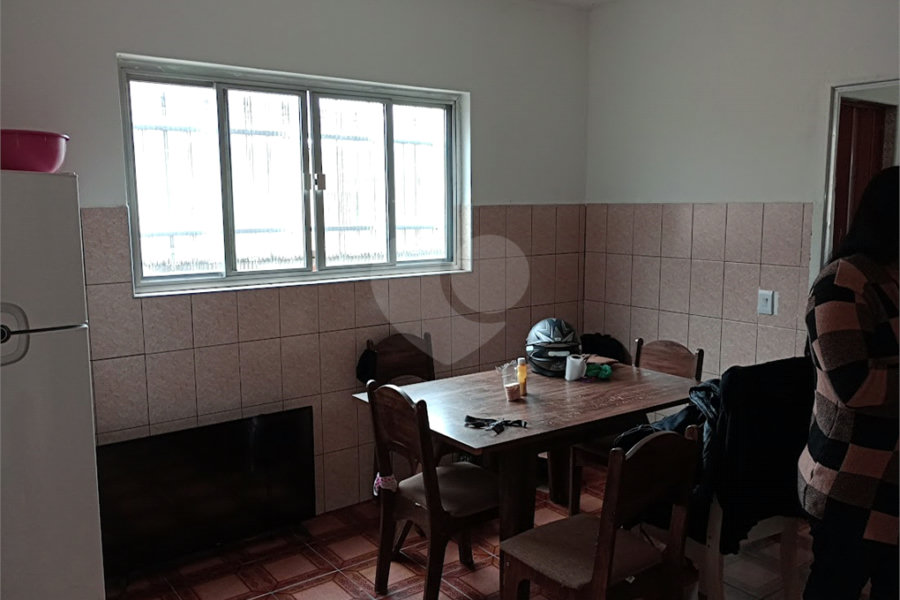 Sobrado à venda com 2 quartos em Horto, São Paulo, SP