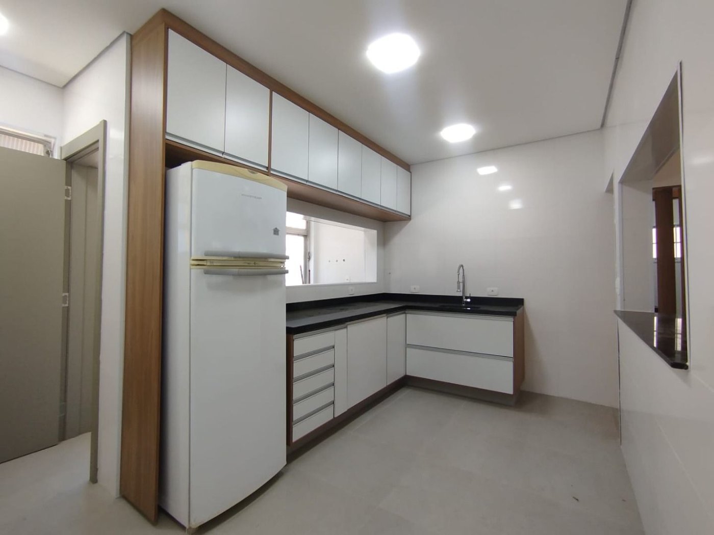 Casa com 2 dormitórios à venda, 82 m² por R$ 599.000,00 - Embaré - Santos/SP