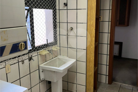 Apartamento à venda com 4 suítes em Vila Uberabinha, São Paulo, SP