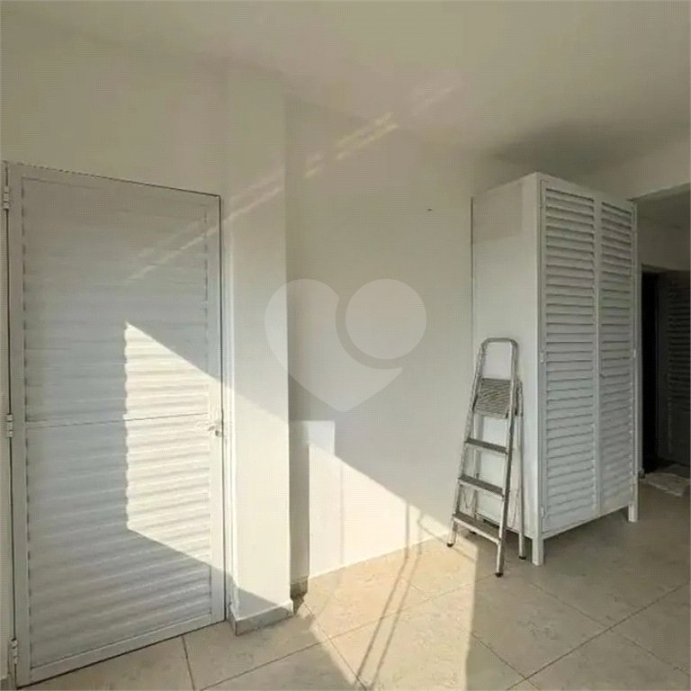 Casa à venda com 3 quartos em Vila dos Remédios, São Paulo, SP