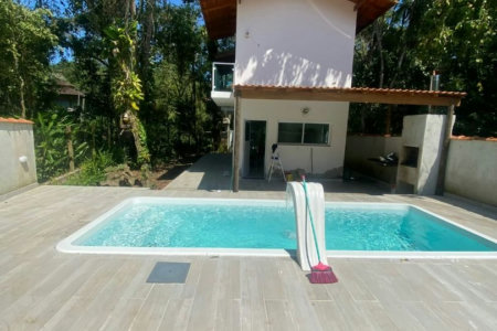 Sobrado com 3 dormitórios à venda, 269 m² por R$ 1.280.000,00 - Sertão do Camburi - São Sebastião/SP
