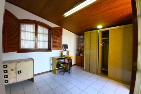 Casa à venda com 4 quartos, sendo 3 suítes,  no condomínio Village D'avignon, Sorocaba - SP