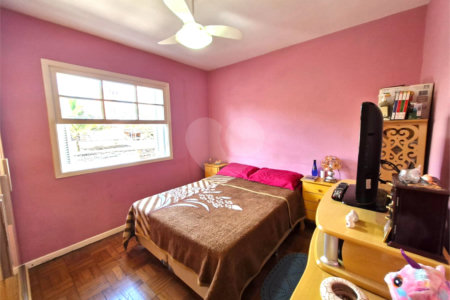 Sobrado à venda com 3 quartos em Alto da Boa Vista, São Paulo, SP