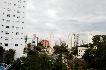 Apartamento à venda com 3 quartos, sendo 1 suíte, em Vila Mariana, São Paulo, SP