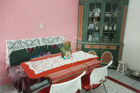 Casa à venda com 5 quartos, sendo 3 suítes,  em Vila Alpina, São Paulo, SP