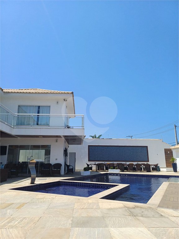 Casa à venda com 12 quartos, sendo 8 suítes, em Geribá, Armação dos Búzios, RJ