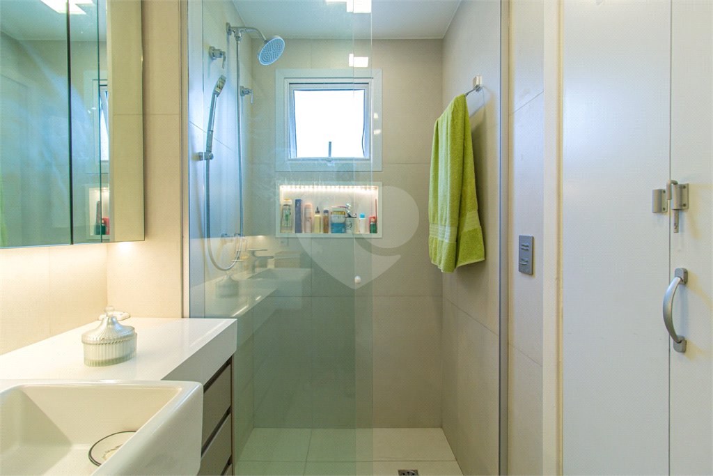 Apartamento à venda com 3 suítes em Chácara Santo Antônio, São Paulo, SP