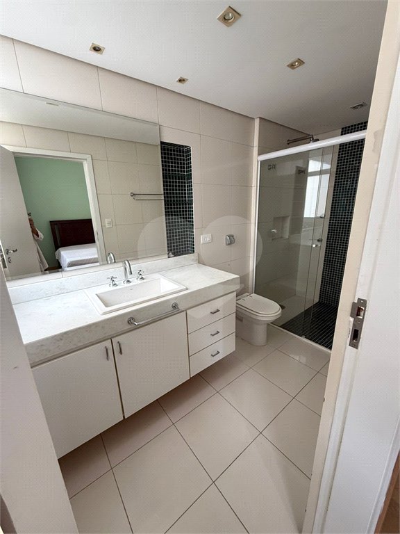 Apartamento à venda com 3 quartos, sendo 1 suíte, em Santa Cecília, São Paulo, SP