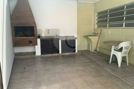 Sobrado à venda com 4 quartos, sendo 2 suítes, em Jardim do Mar, São Bernardo do Campo, SP