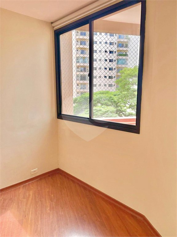 Apartamento à venda ou para alugar com 1 suíte em Indianópolis, São Paulo, SP