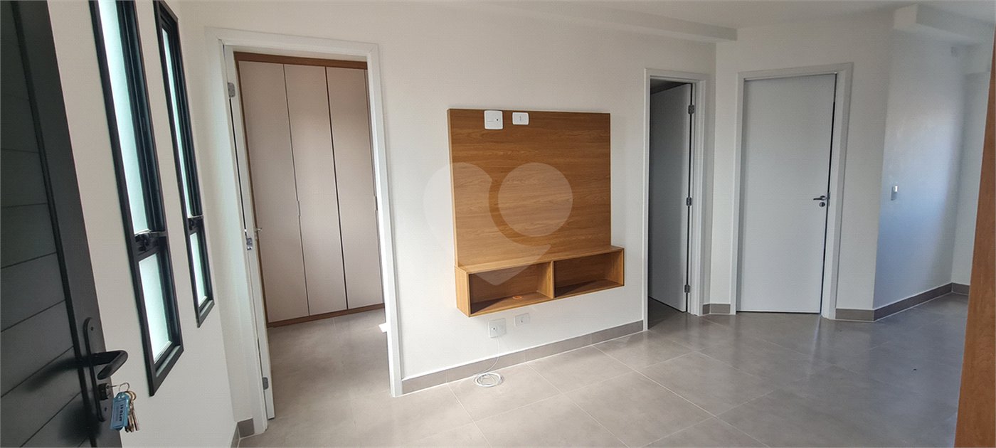 Apartamento à venda com 2 quartos em Mooca, São Paulo, SP