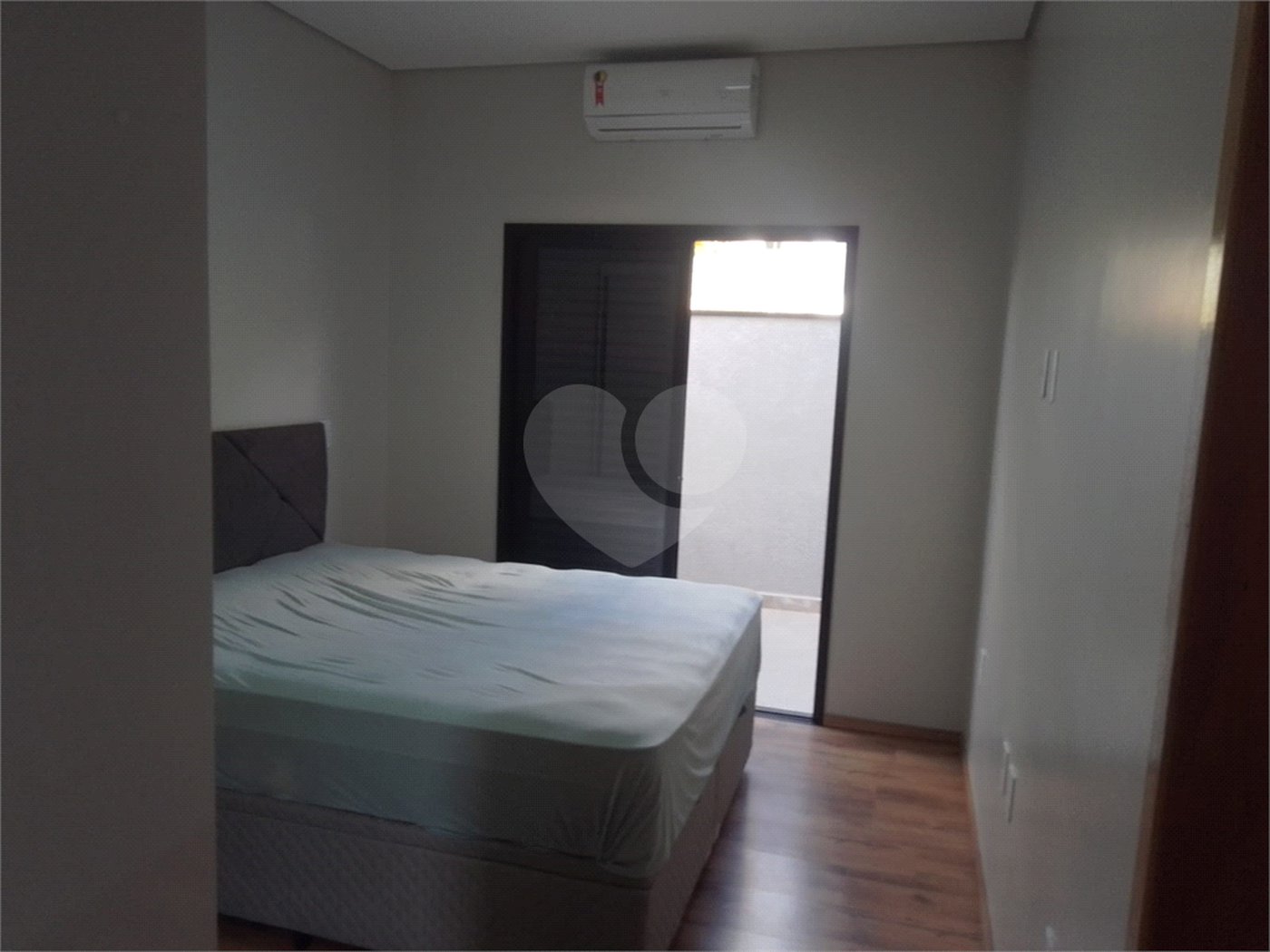 Casa à venda com 3 suítes no condomínio Villa dos Inglezes, Sorocaba - SP