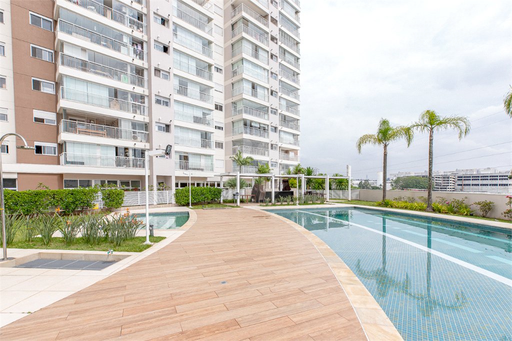Apartamento à venda com 2 quartos, sendo 1 suíte, em Santo Amaro, São Paulo, SP
