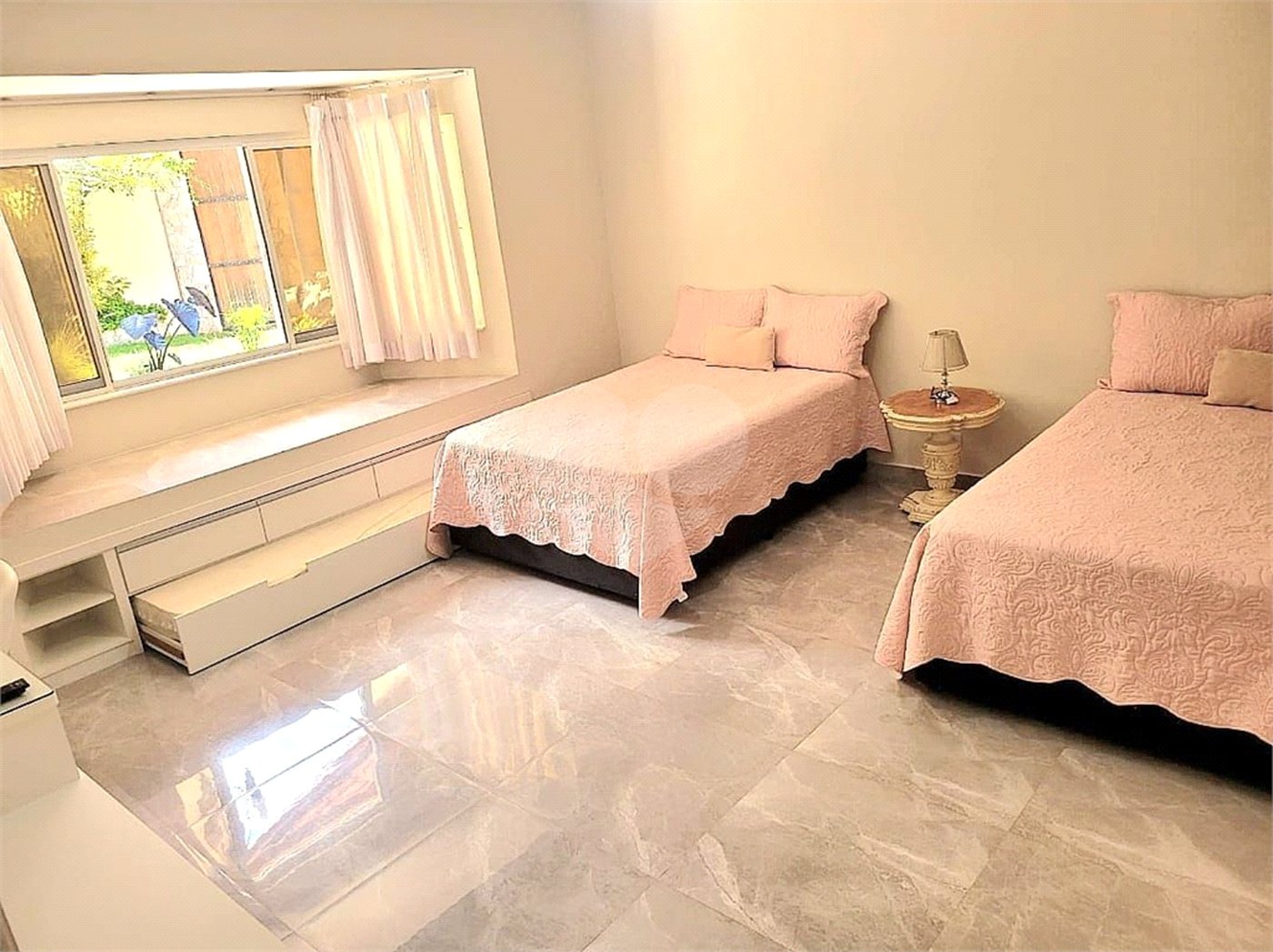 Chácara à venda com 4 quartos, sendo 2 suítes, em Jardim Cardoso (mailasqui), São Roque, SP