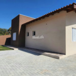 Casa à venda ou para alugar com 2 suítes no condomínio Serra Verde, Atibaia - SP