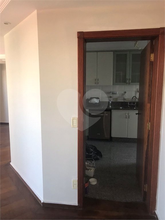 Apartamento à venda com 3 quartos, sendo 1 suíte, em Vila Paulicéia, São Paulo, SP