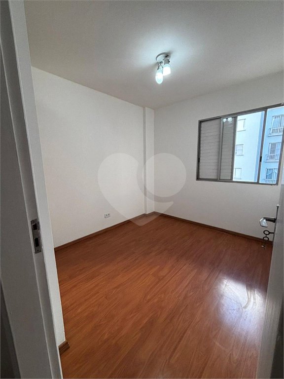 Apartamento à venda com 3 quartos em Caxingui, São Paulo, SP