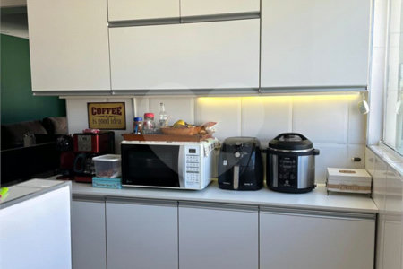 Apartamento à venda com 4 quartos, sendo 1 suíte, em Parque Tomas Saraiva, São Paulo, SP