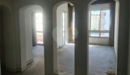 Apartamento à venda com 3 quartos, sendo 1 suíte,  em Jardim Paulista, São Paulo, SP