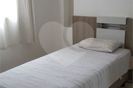 Apartamento à venda com 2 quartos em Vila Lavínia, Mogi das Cruzes, SP