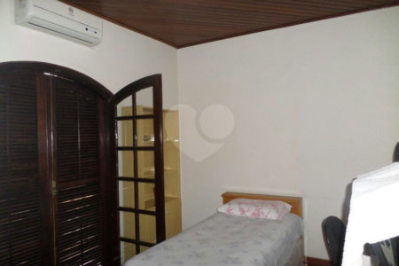 Sobrado à venda com 3 quartos, sendo 2 suítes, em Parada Inglesa, São Paulo, SP