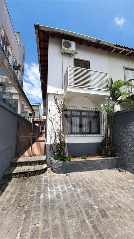 Sobrado à venda com 3 quartos, sendo 1 suíte, em Chácara Santo Antônio (zona Sul), São Paulo, SP