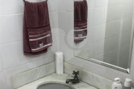 Apartamento à venda com 4 quartos, sendo 2 suítes, em Vila Olímpia, São Paulo, SP