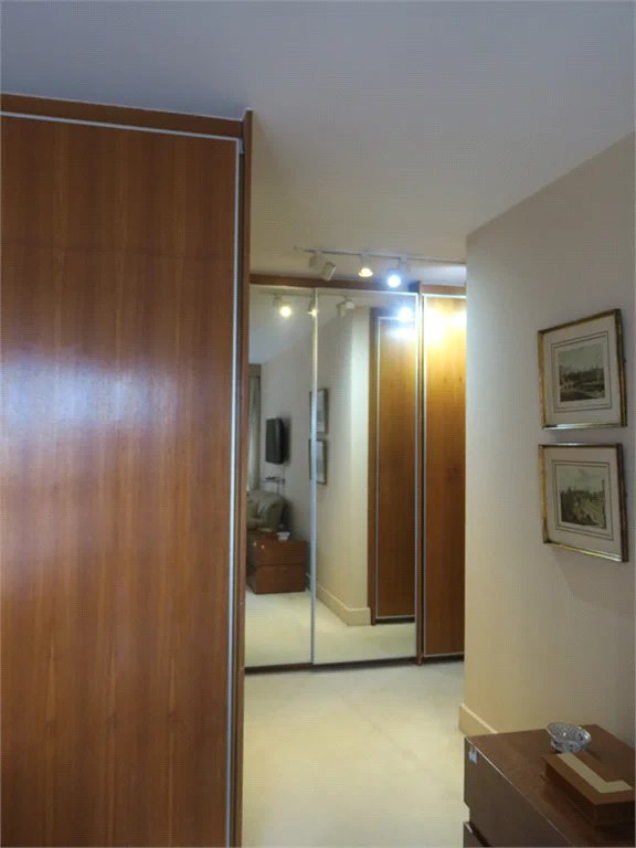 Apartamento à venda ou para alugar com 3 suítes em Vila Suzana, São Paulo, SP