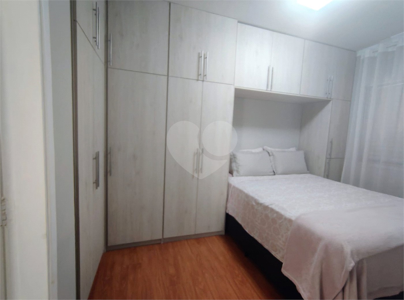 Apartamento à venda com 2 quartos, sendo 1 suíte, em Jardim Guarani, Jundiaí, SP