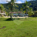 Duplex à venda com 3 quartos, sendo 1 suíte, em Enseada, Guarujá, SP