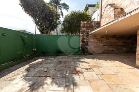 Casa à venda com 4 quartos, sendo 2 suítes, em Perdizes, São Paulo, SP