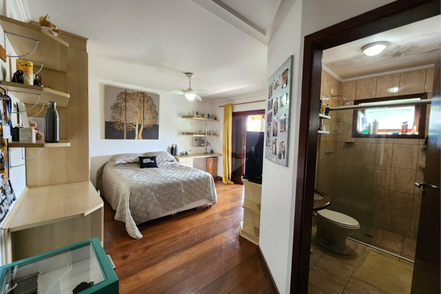 Casa à venda com 5 suítes no condomínio Suíça da Cantareira, Mairiporã - SP