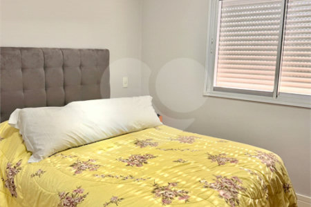 Apartamento à venda com 3 quartos, sendo 1 suíte,  em Vila Maria Alta, São Paulo, SP
