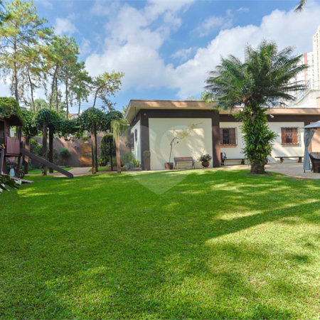Casa Térrea à venda com 1 quarto em Jardim Marajoara, São Paulo, SP
